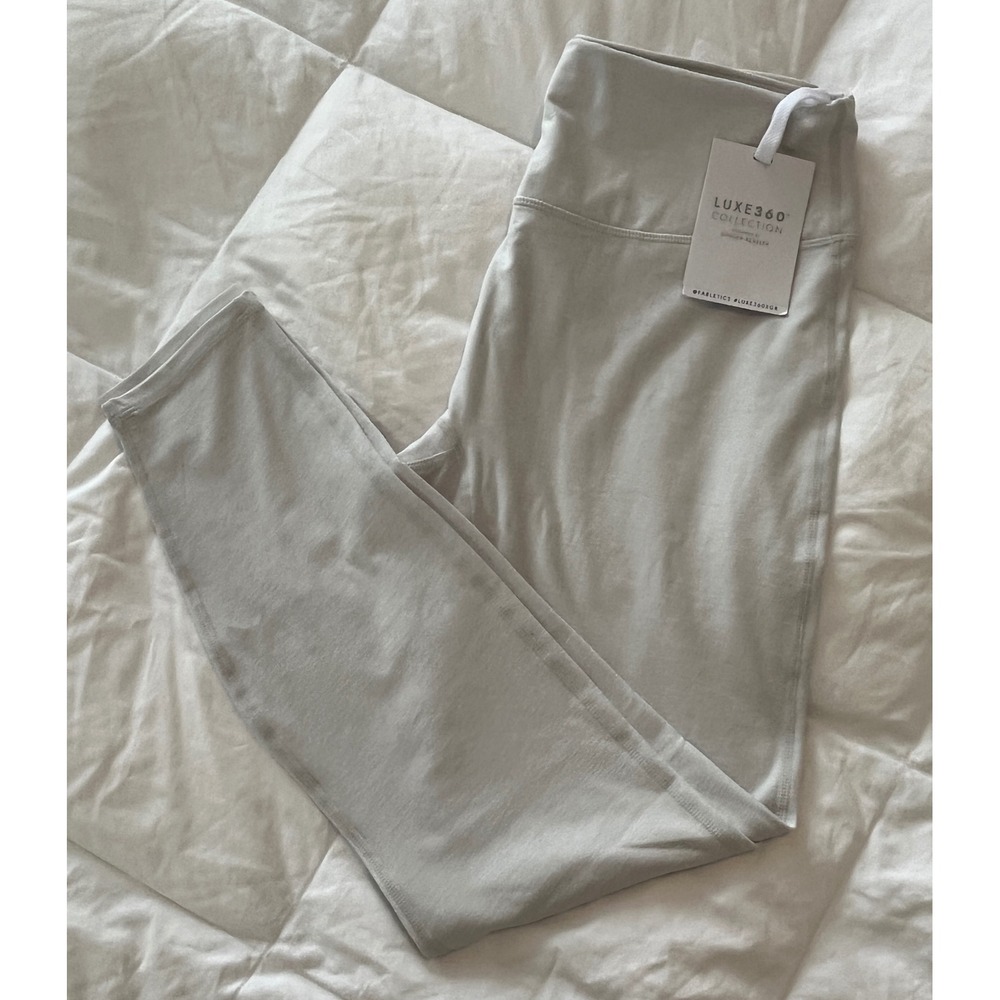 Fabletics Luxe360 Ivory Heather Shirt Leggings Size L Bixer Short Size Medium‎ - Picture 9 of 16